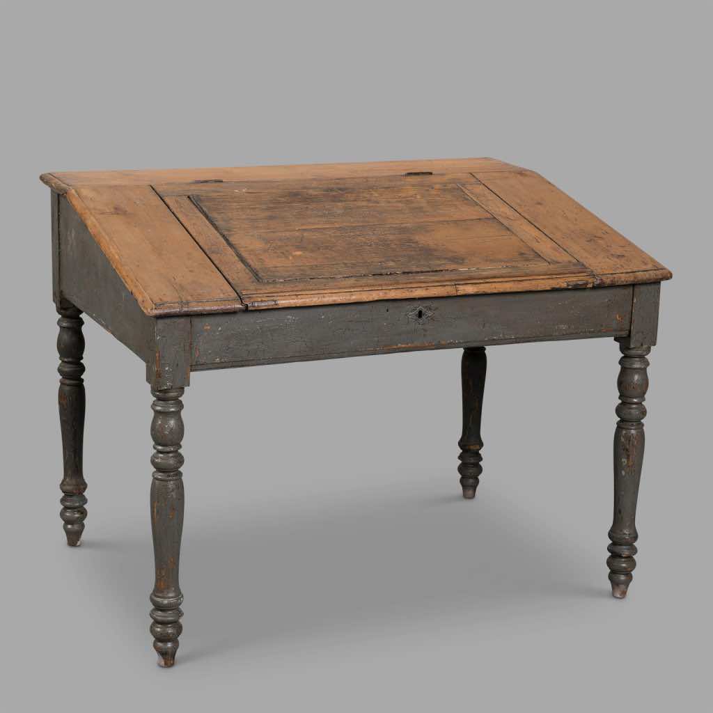 End of XIXth Century Factory Supervisor Desk