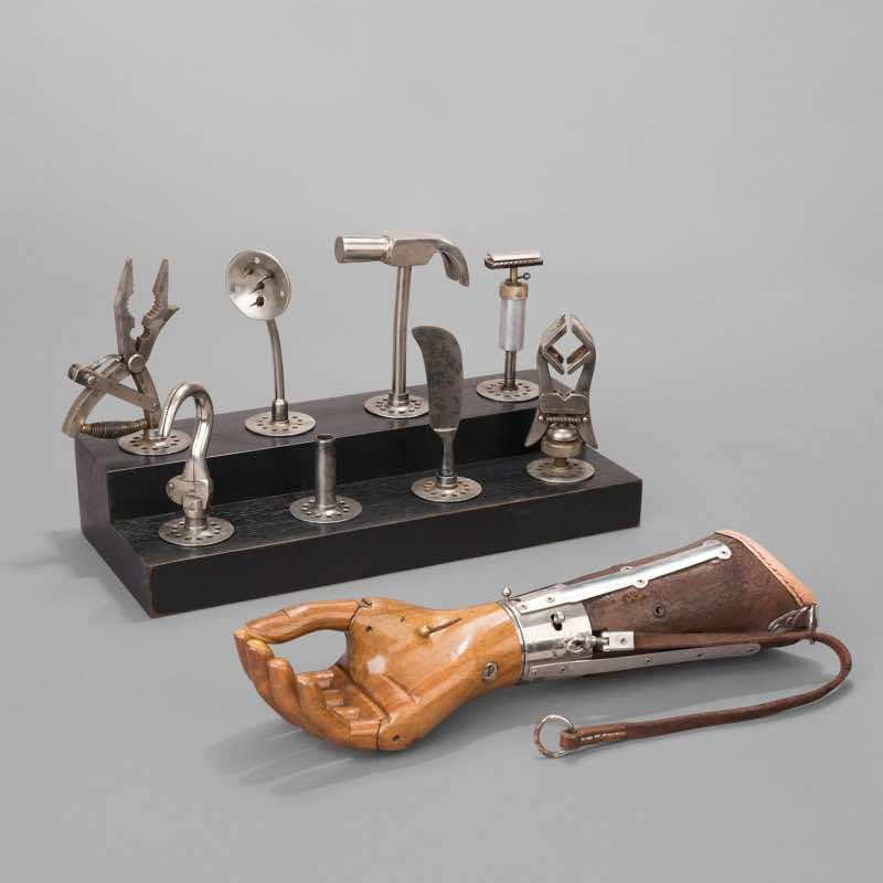 Prothése d'avant bras avec outils interchangeables, c.1930 – Image 5