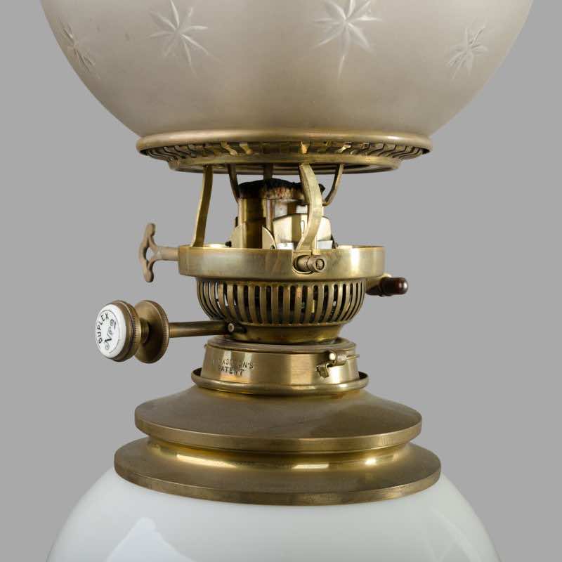 Large Tripod Petrol Table Lamp, End of the XIXth Centruy - Image 4