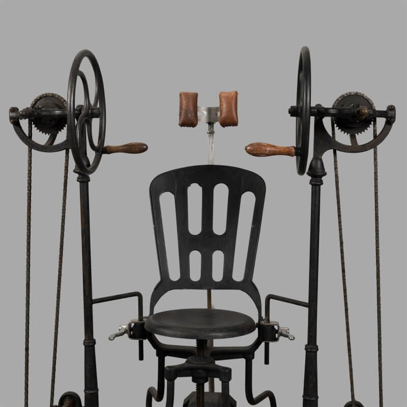 Appareil de musculation électrique, 1900 (film prop) – Image 3