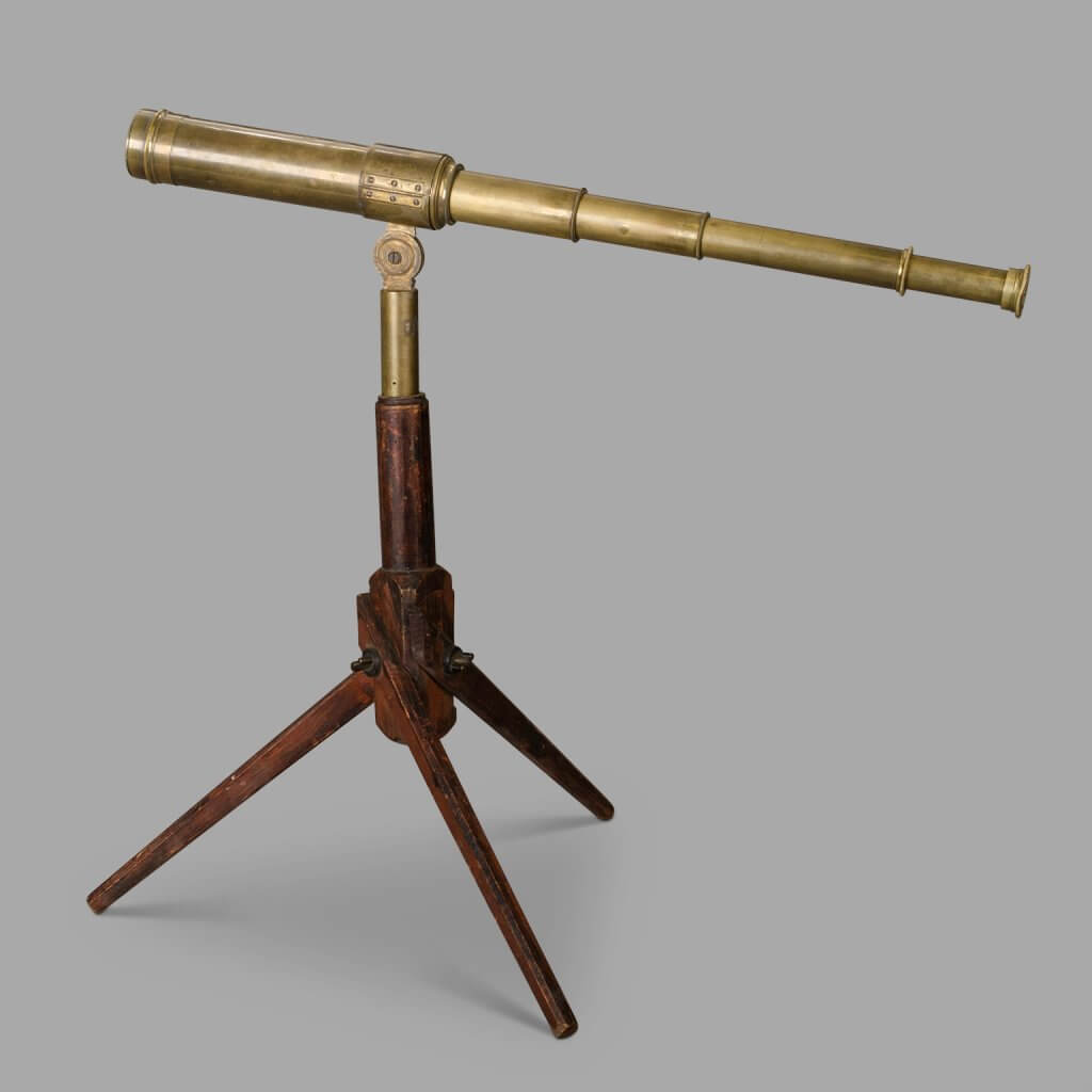 XIXth C. Small Foldind Brass Telescope