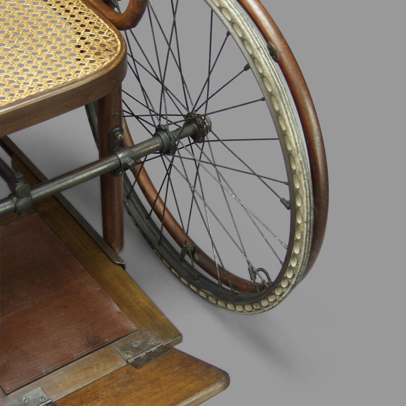 Early XXth C. Wheelchair - Image 4