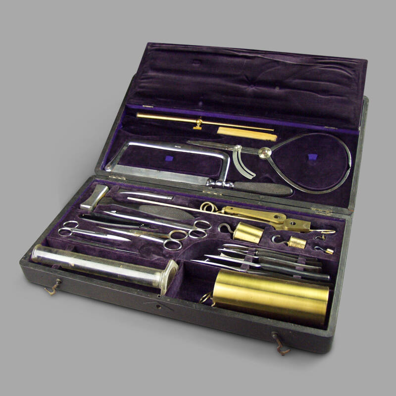 XIXth C. Forensic Autopsy Set in Case - Image 2