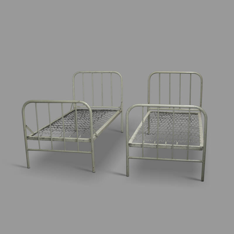 Hospital Beds - Image 2