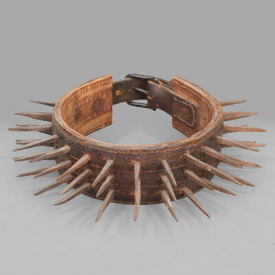 Spiked Shepherd Dog Protective Collar, Early XXth C.