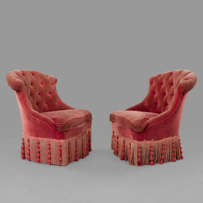 Paire de fauteuils crapaud Napoléon III en velours rose