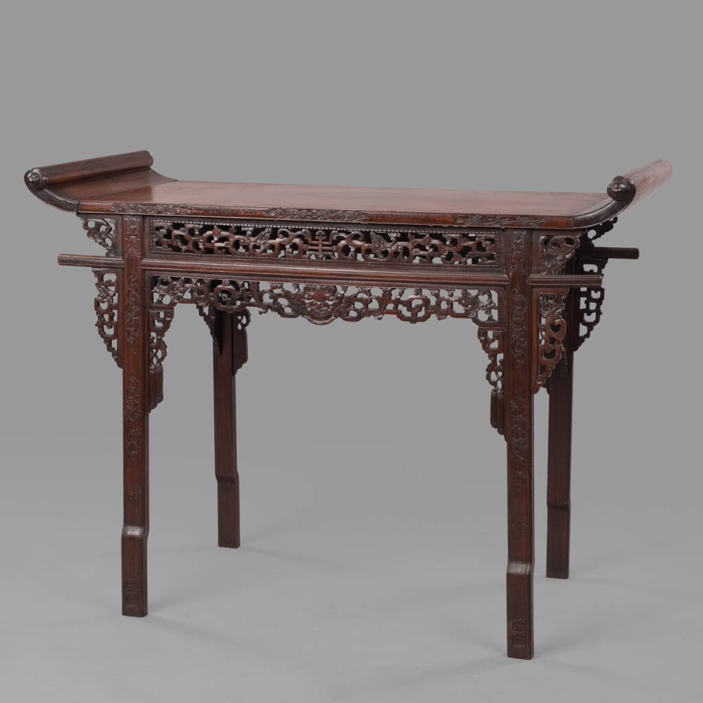 Chinese Altar Table (Qiaotou’an), Qing Dynasty, late XIXth C.